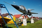 F-104